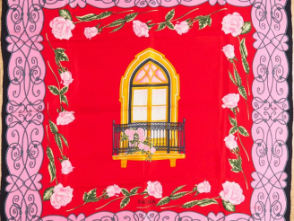Vente aux enchères ESCADA Foulard multicolore à décor de roses.