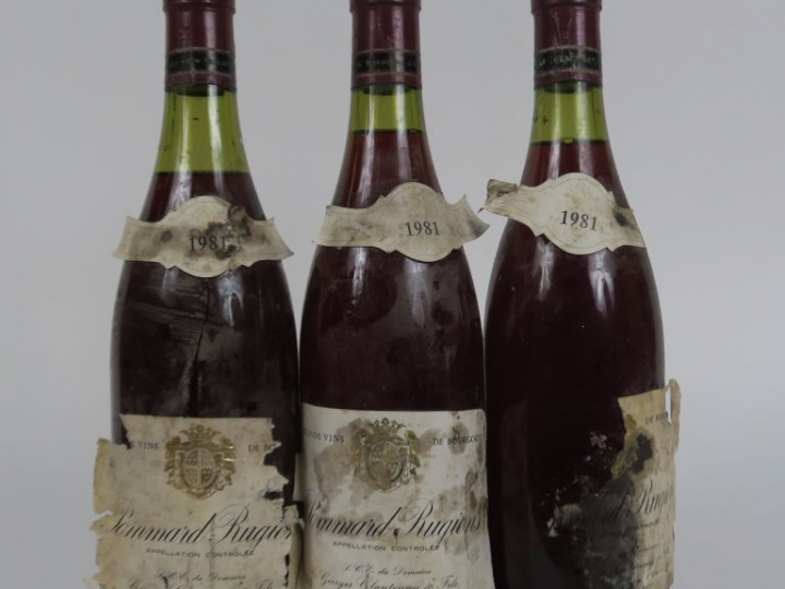 3 BOUTEILLES POMMARD 'RUGIENS' GEORGES GLANTENAY - 1981 -1 à 2,5 CM/1 