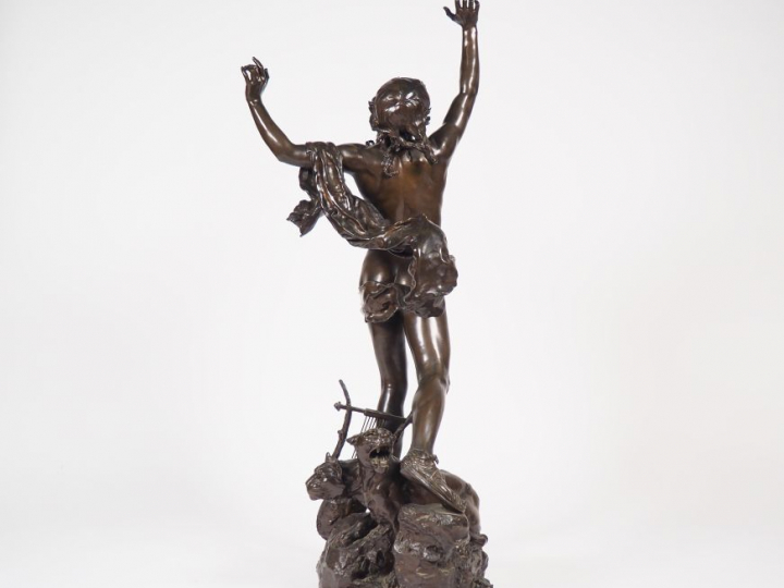 Raoul VERLET. "La douleur d'Orphée". Bronze à patine brune. H. 125,5 c