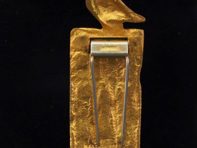 LINE VAUTRIN Broche en métal doré et émail turquoise, à décor d'un ois