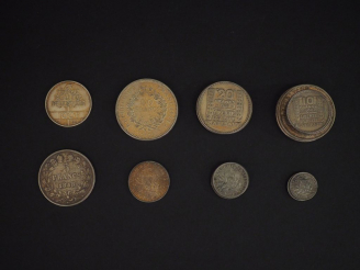 Vente aux enchères Ensemble comprenant :  - une pièce de 100 Francs en argent, 1986. - de