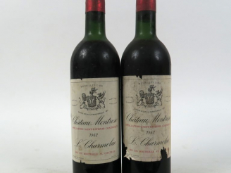 Vente aux enchères 2 BOUTEILLES CHÂTEAU MONTROSE GCC ST ESTEPHE - 1962 - 2 HEP/ETLT/1 ELA