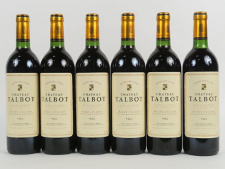 Vente aux enchères 6 BOUTEILLES CHÂTEAU TALBOT GCC ST JULIEN - 1983 - BG