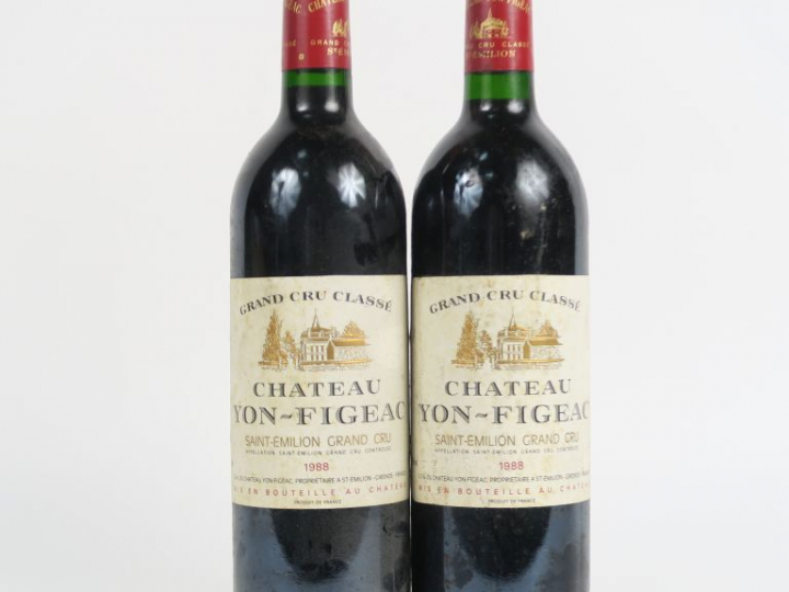 2 BOUTEILLES CHÂTEAU YON FIGEAC GCC ST EMILION - 1988 -  ELS