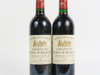 Vente aux enchères 2 BOUTEILLES CHÂTEAU YON FIGEAC GCC ST EMILION - 1988 -  ELS