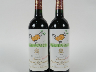 Vente aux enchères 2 BOUTEILLES CHÂTEAU MOUTON ROTHSCHILD PAUILLAC - 1999