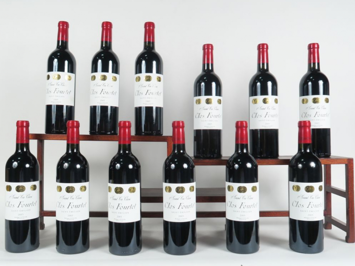 12 BOUTEILLES CHÂTEAU CLOS FOURTET 1er GCC ST EMILION - 2005 - CBO