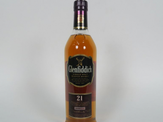 Vente aux enchères 1 BOUTEILLE GLENFIDDICH (70cl/40°) 'Carribean Rum Cask Finish' Emboute