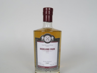 Vente aux enchères 1 BOUTEILLE HIGHLAND PARK (70cl/53,2°) Distillation : 04/1989 - Embout