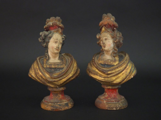 Vente aux enchères Paire de sujets italiens XVIIIème en bois sculpté polychrome "portrait