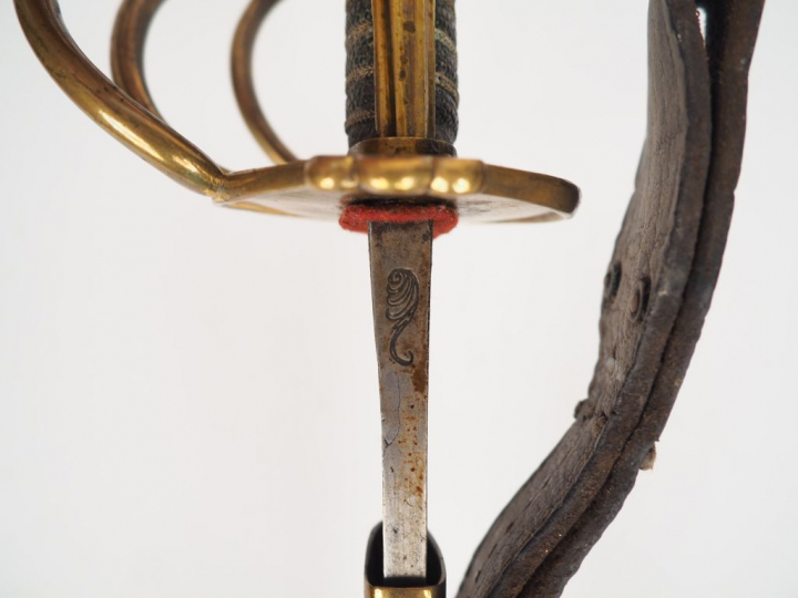 Rare sabre de combat des troupes à cheval de la maison militaire de Mo