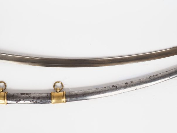 Sabre d’officier de cavalerie légère époque Consulat, monture en bronz