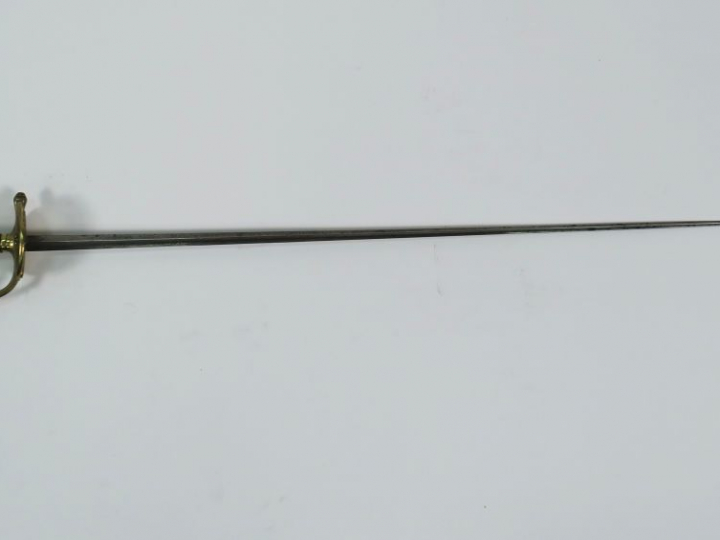 Belle épée d’officier époque Restauration. Monture en bronze fondu, po