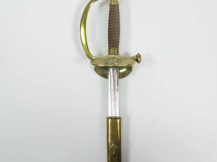 Epée à clavier d’école du service de santé militaire. Monture en bronz