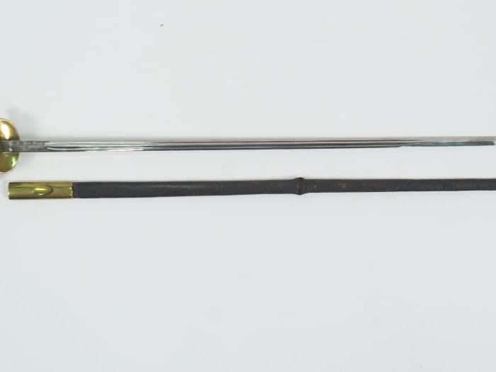 Belle épée à clavier d’officier époque second Empire, monture en bronz