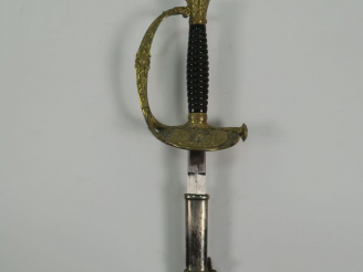 Vente aux enchères Belle épée d’officier supérieur du corps de santé mi XIX éme. Monture 