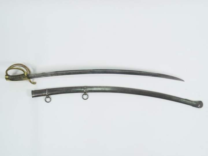 Sabre de cavalerie légère troupe modèle An XI. Monture bronze fondu à 