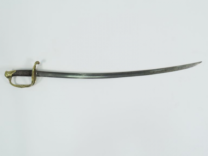Sabre d’officier d’infanterie modèle 1821. Lame courbe à gorge et dos 