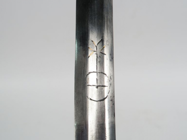 Belle épée à la française tardive. Monture bronze fondu, pommeau ovale