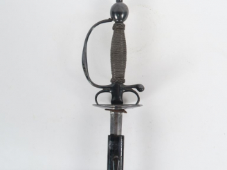 Vente aux enchères Très belle épée de sergent au règlement de 1767. Lame droite à 6 pans 