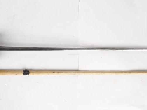 Superbe épée de cour, lame triangulaire à trois pas creux à décor de 7