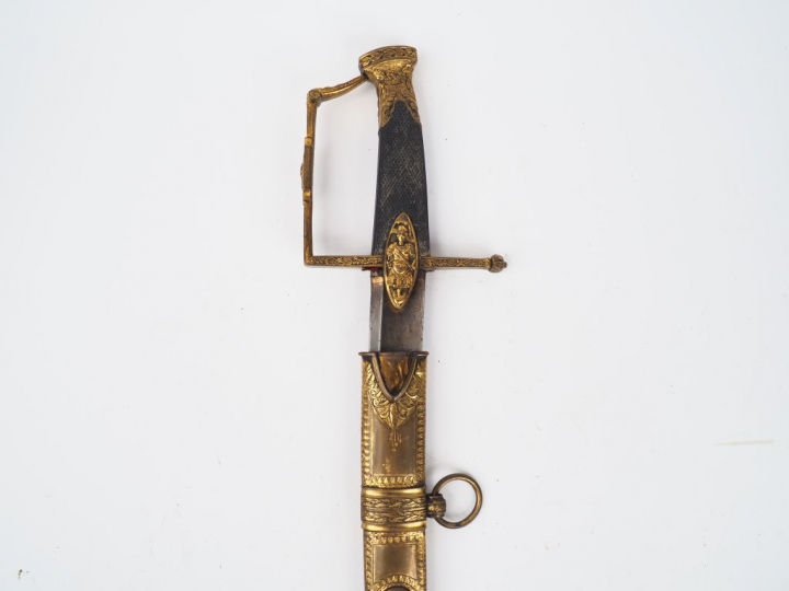 Sabre composite dans le goût d’un sabre de luxe d’officier de cavaleri