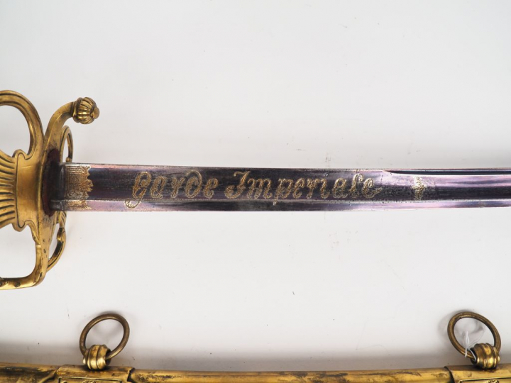 Sabre dans l’esprit d’un sabre d’officier d’artillerie de la garde imp