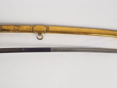 Sabre dans l’esprit d’un sabre d’officier d’artillerie de la garde imp