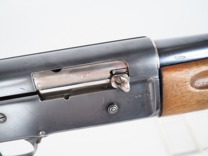Fusil semi-automatique Browning auto 5 calibre 12/70 arme numéro 68059