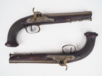 Vente aux enchères Très belle et fine paire de pistolets à percussion par « Nicolas Penel