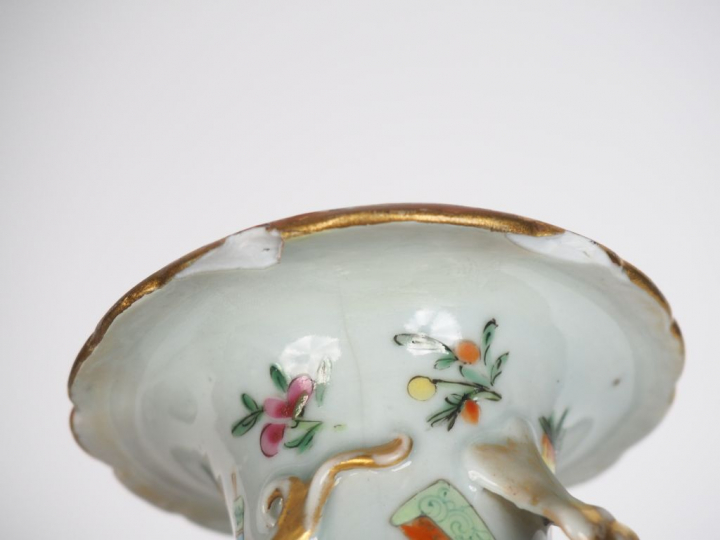 Canton, fin XIXe siècle,  Ensemble en porcelaine de Canton comprenant 