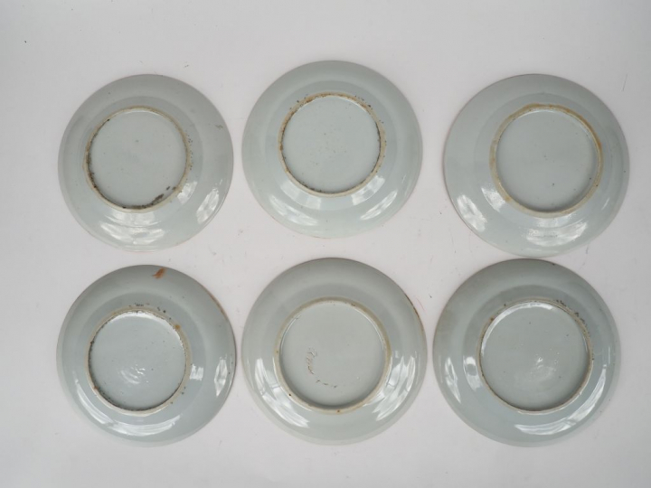 Canton, fin XIXe siècle,  Ensemble comprenant six assiettes en porcela