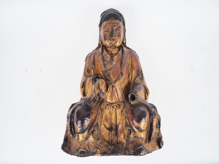 Chine, époque Ming, XVe XVIe siècle Dignitaire assis en majesté en laq