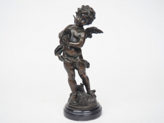 Vente aux enchères MOREAU (d'après). Sujet en bronze,"l'ange au cymbales". Signé. H. 51 c
