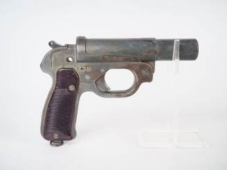 Vente aux enchères Lance fusée réglementaire allemand calibre « 4 » Type LP 42 en tôle em