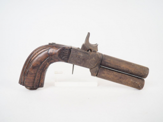 Vente aux enchères Pistolet coup de poing à coffre et à percussion et deux canons superpo