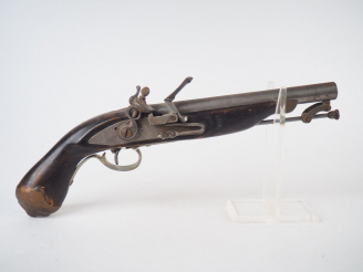 Vente aux enchères Pistolet à silex à l’usage de l’orient . Platine à corps plat et chien