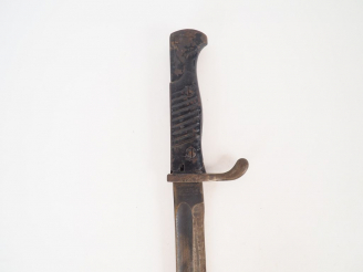 Vente aux enchères Baïonnette allemande modèle 1898/05 version avec pare flamme et oreill