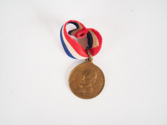Vente aux enchères Médaille non officielle commémorative guerre de 1870/71 émise par le g