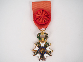 Vente aux enchères Etoile d’officier de la légion d’honneur type troisième république ver