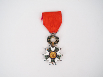 Vente aux enchères Etoile d’officier de la légion d’honneur type troisième république ver
