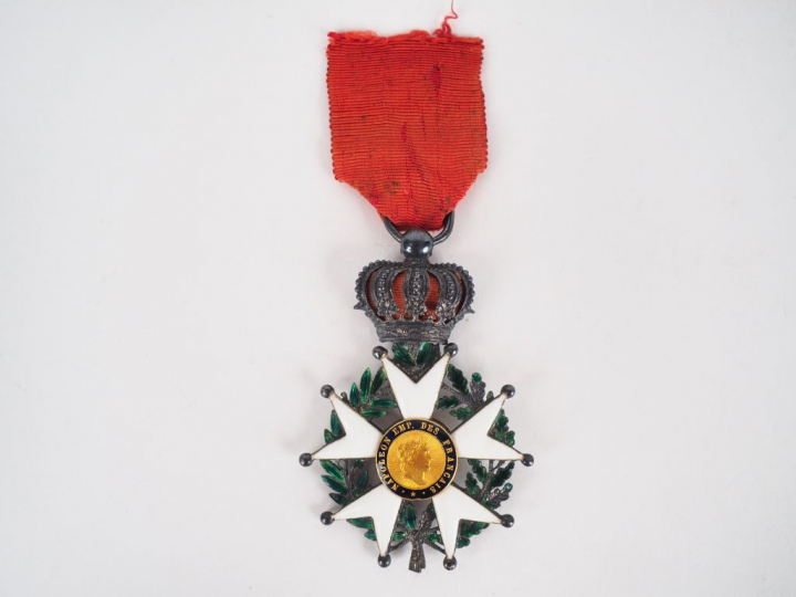 Belle et grande étoile de chevalier de la légion d’honneur en argent t