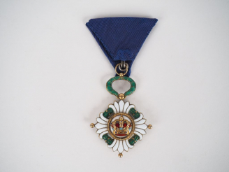 Vente aux enchères Croix de chevalier de l’ordre de la couronne de Yougoslavie à titre ci