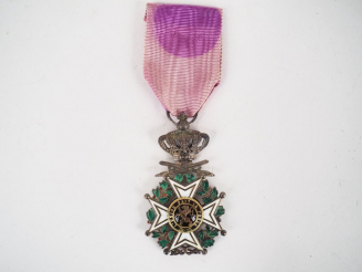 Vente aux enchères Etoile belge de chevalier de l’ordre de Léopold à titre militaire (deu