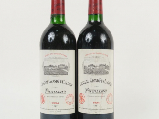 Vente aux enchères 2 BOUTEILLES CHÂTEAU GRAND PUY LACOSTE GCC PAUILLAC - 1994 - BG
