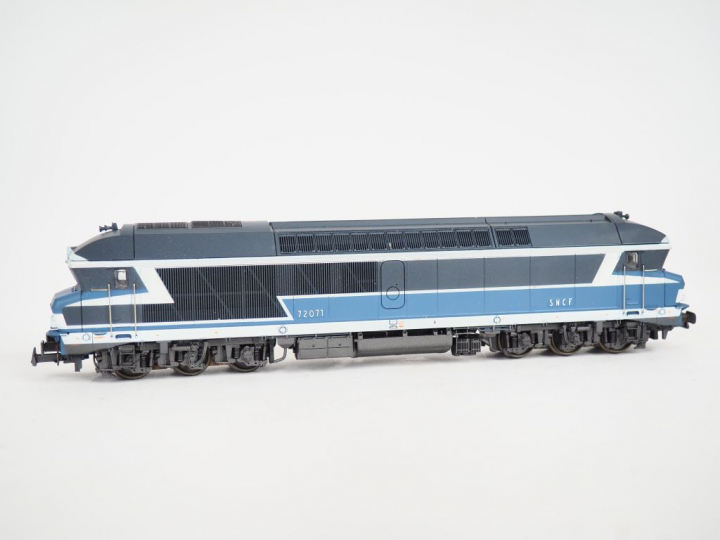 TAB HO matériel roulant motrice type CC 72071 SNCF marquée Tab Gérard 