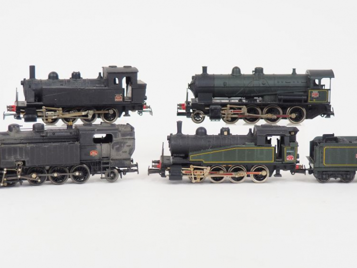 JOUEF HO Matériel roulant lot de 4 locomotives vapeur sans boite dont 