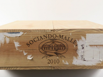 Vente aux enchères 6 BOUTEILLES CHÂTEAU SOCIANDO MALLET HAUT MEDOC - 2010