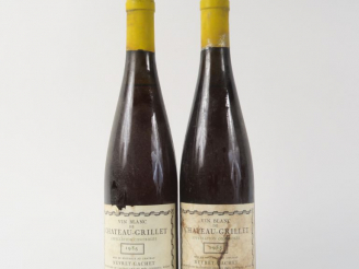 Vente aux enchères 2 BOUTEILLES CHÂTEAU GRILLET BLANC NEYRET GACHET - 1986 - 1 ET/BS
