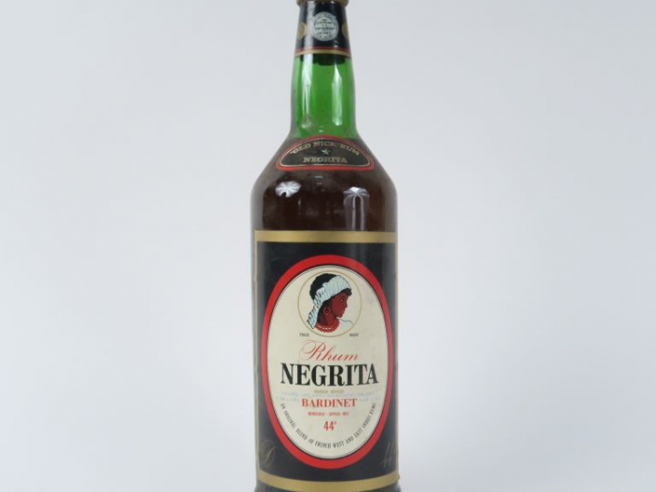 1 VIEILLE BOUTEILLE (98 CL) RHUM NEGRITA 'OLD NICK' 44°